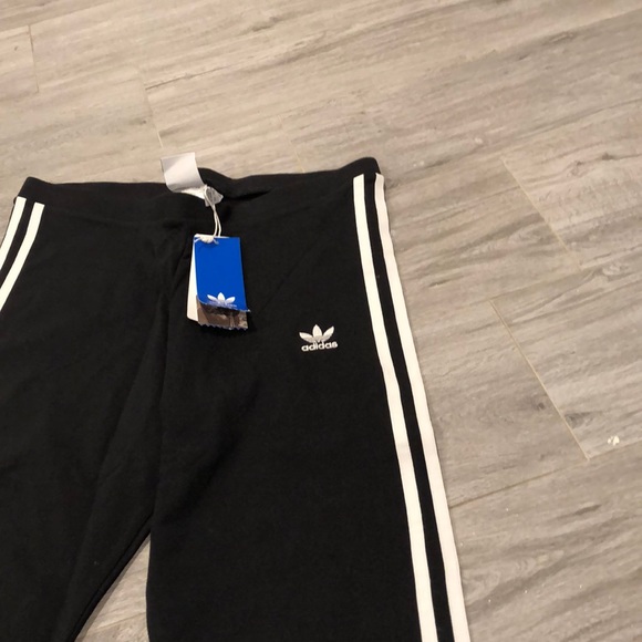 🌸New Arrival🌸 Adidas Originals Women’s Leggings - Picture 2 of 6